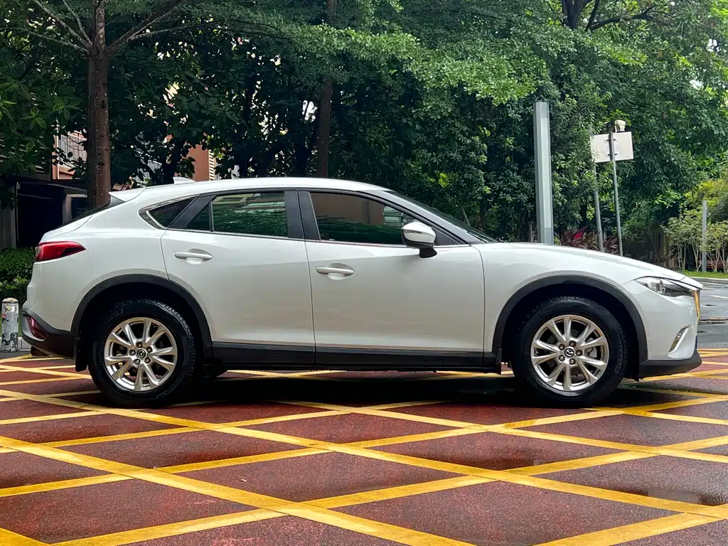 Mazda CX-4 2016
