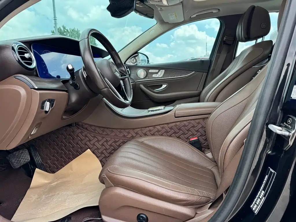 Mercedes-Benz E-Class 2021