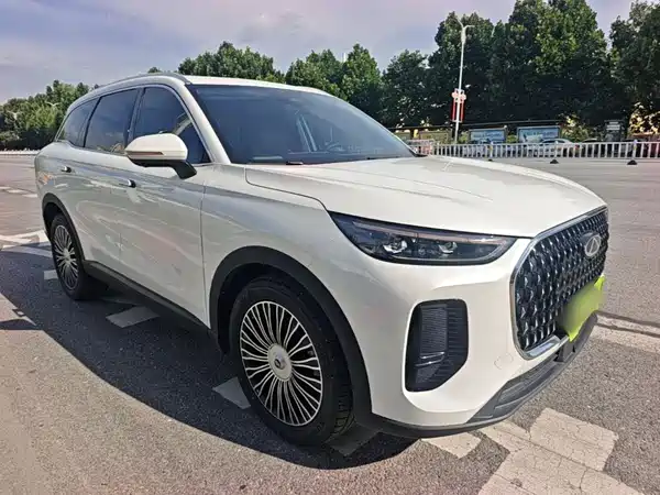 Chery Tiggo 8L 2025