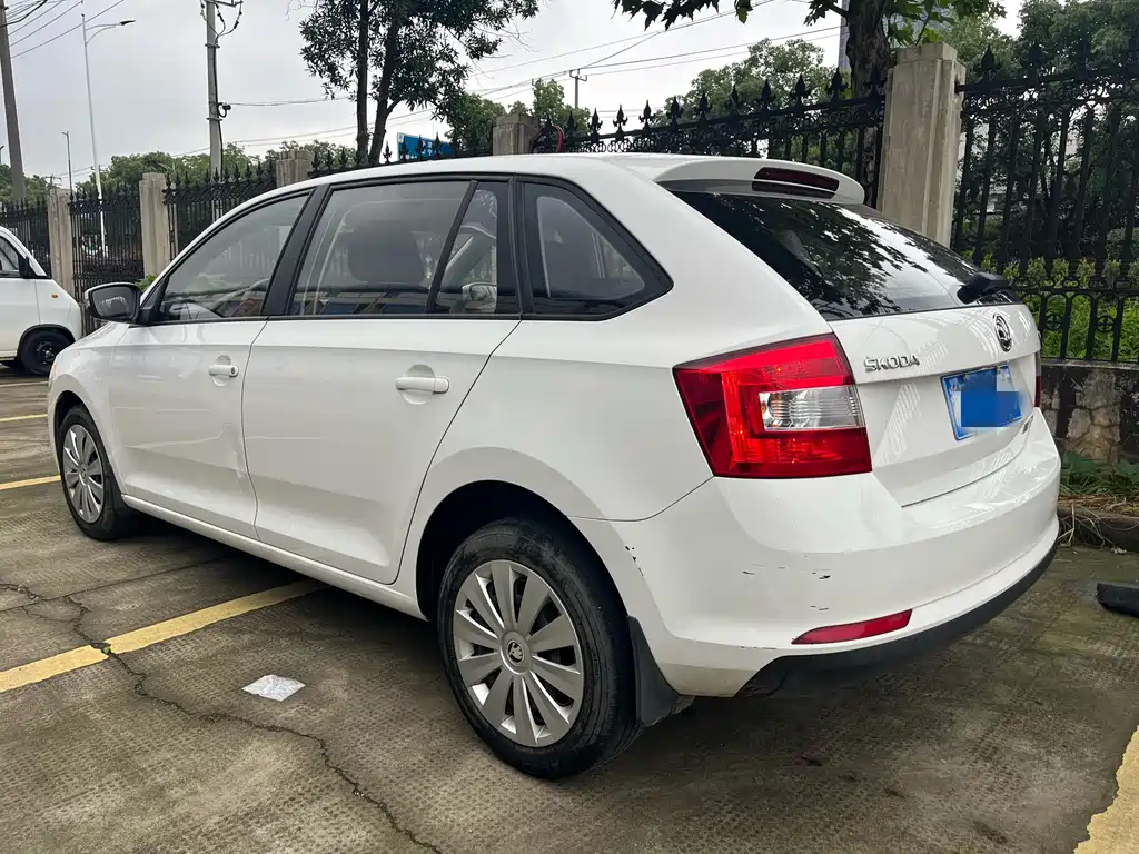 Skoda Rapid Spaceback 2017