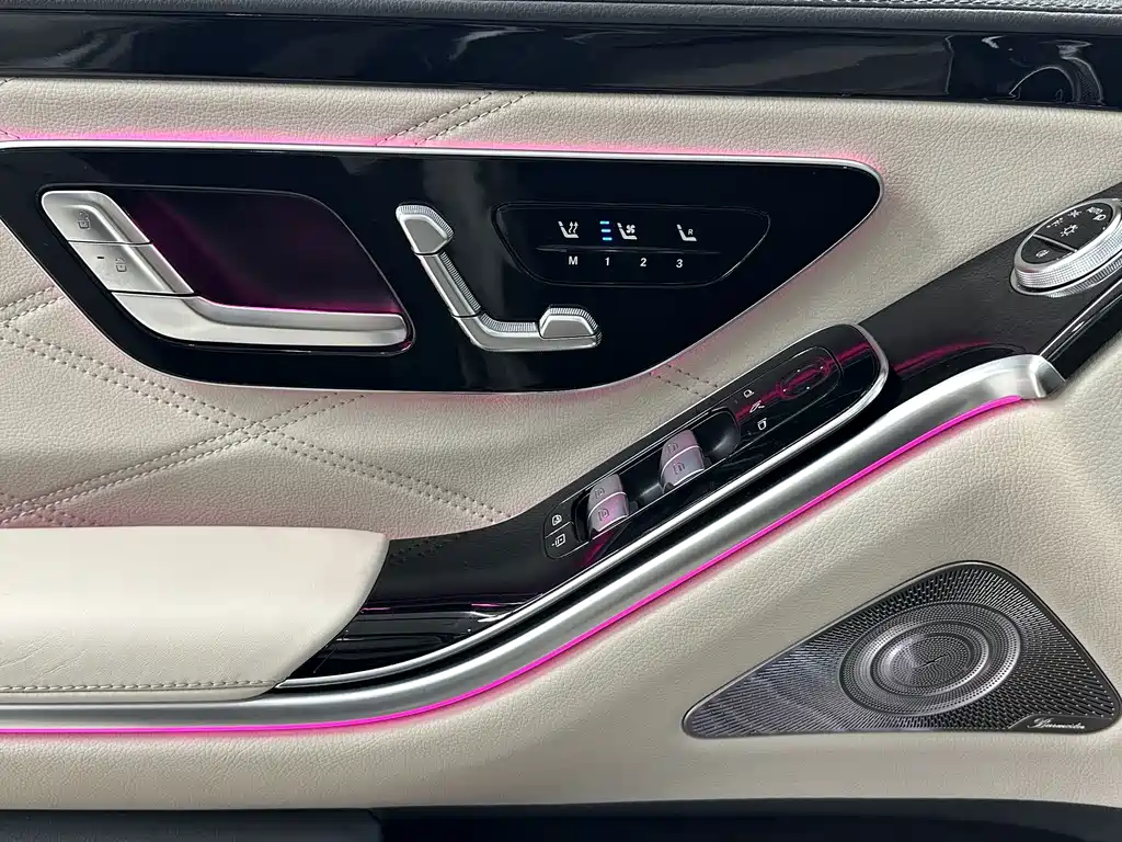 Mercedes-Benz Maybach S-Class 2023 — фото 23
