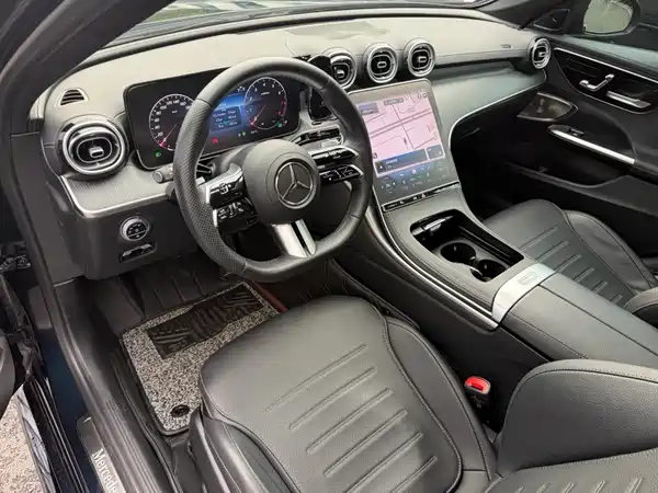Mercedes-Benz C-Class 2023