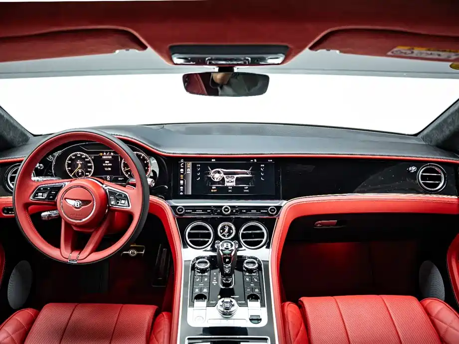 Bentley Continental 2022 — фото 10