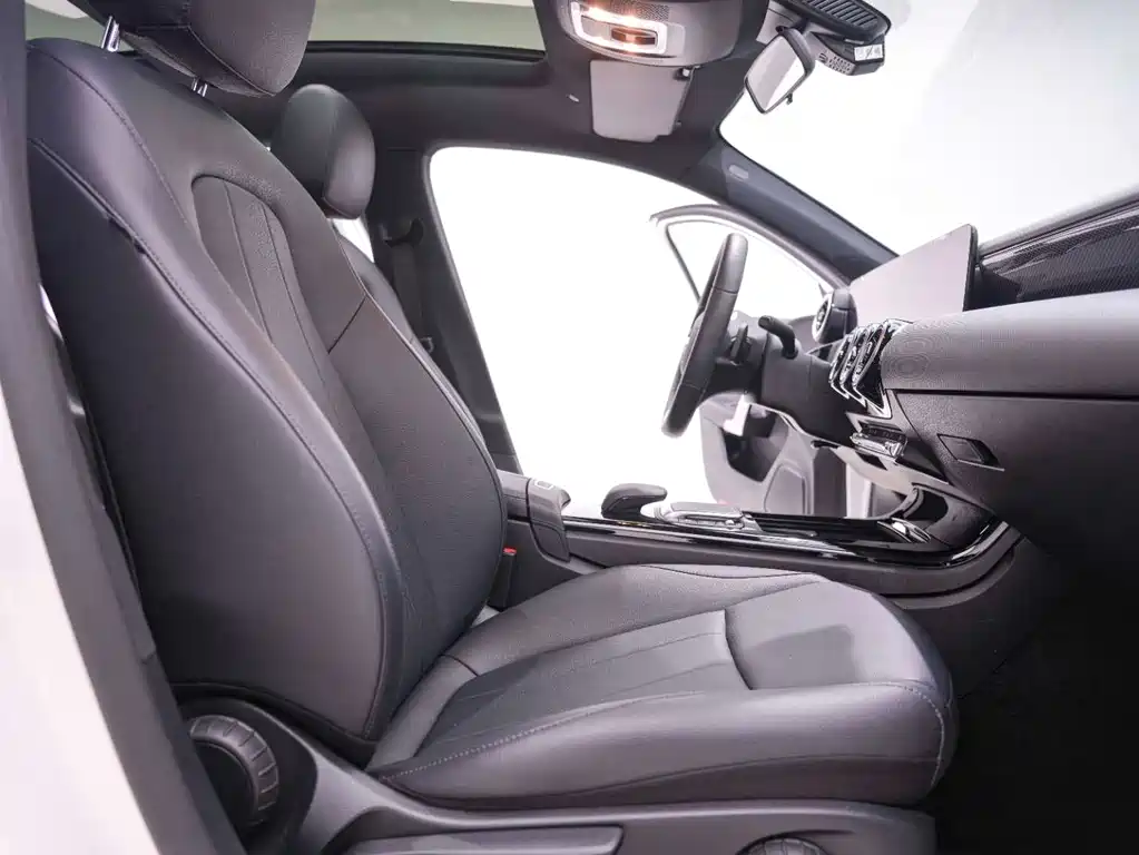 Mercedes-Benz A-Class 2022 — фото 25