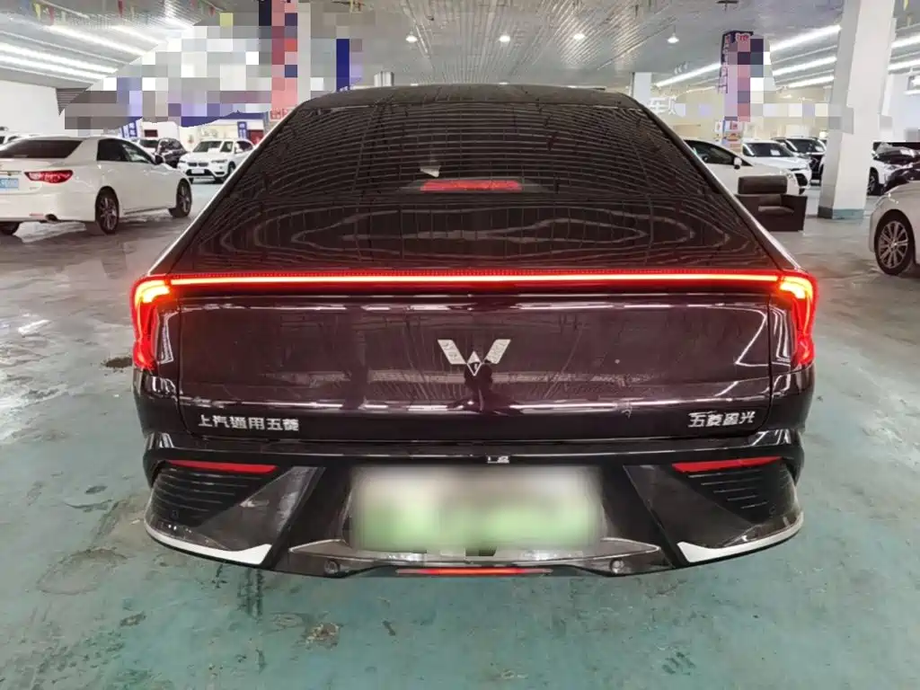 Wuling Starlight 2024