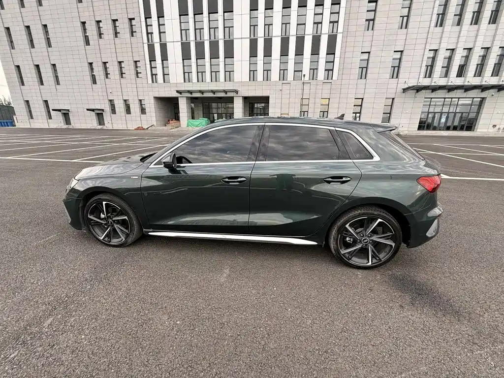 Audi A3 2022 — фото 8