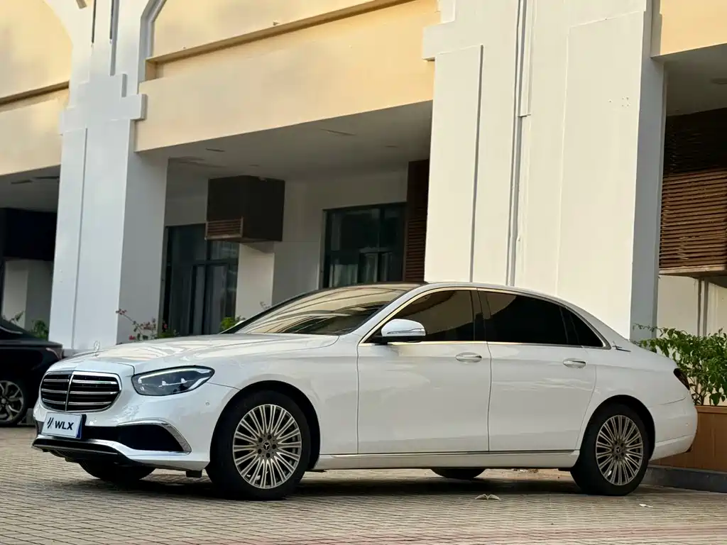 Mercedes-Benz E-Class 2018 — фото 1