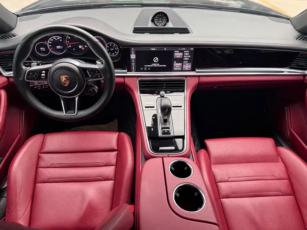 Porsche Panamera 2020 — фото 12