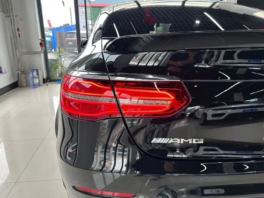 Mercedes-Benz GLC Coupe AMG 2019 — фото 37