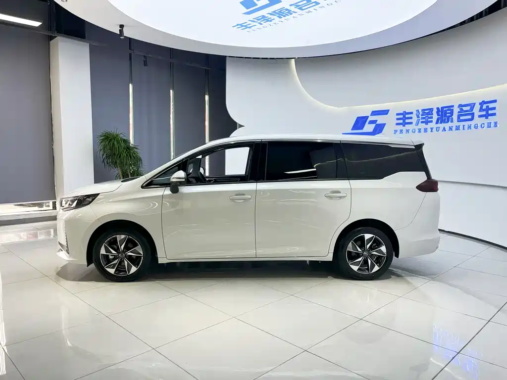 GAC Motor Trumpchi M6 2024 — фото 4
