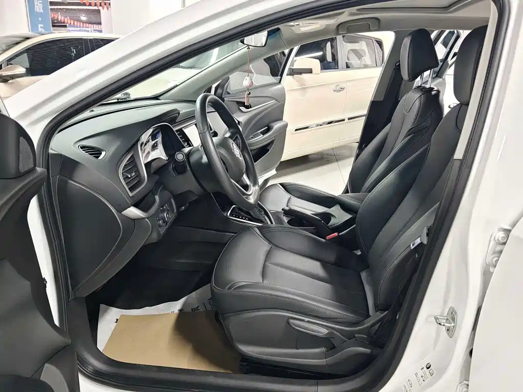 Buick Excelle 2022