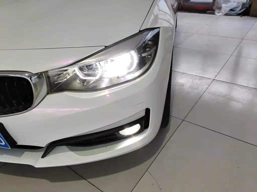BMW 3 Series GT 2019 — фото 15