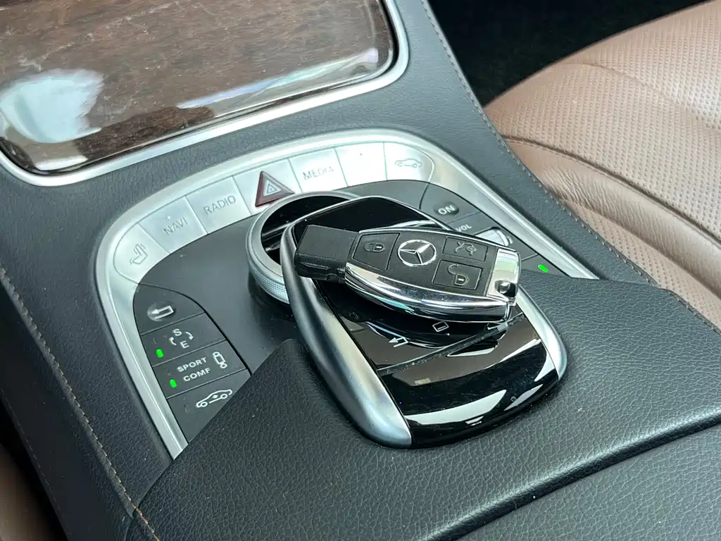 Mercedes-Benz S-Class 2015 — фото 25