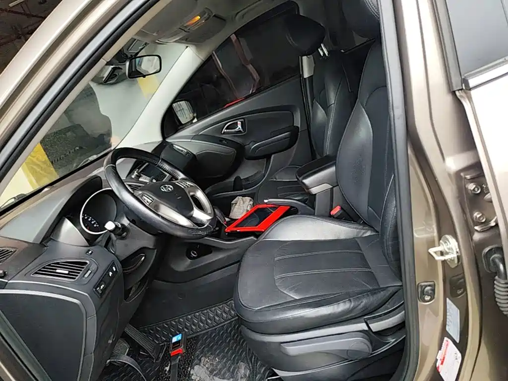 Hyundai ix35 2015 — фото 15