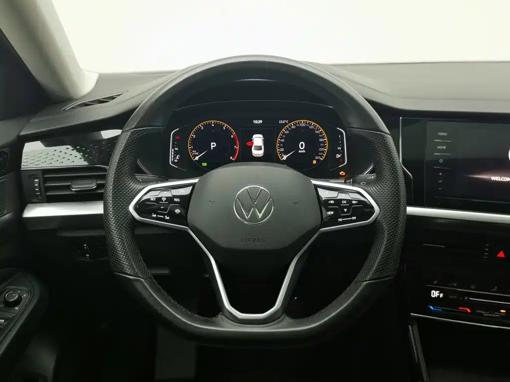 Volkswagen Passat 2023 — фото 11