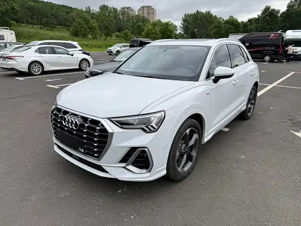Audi Q3 2023