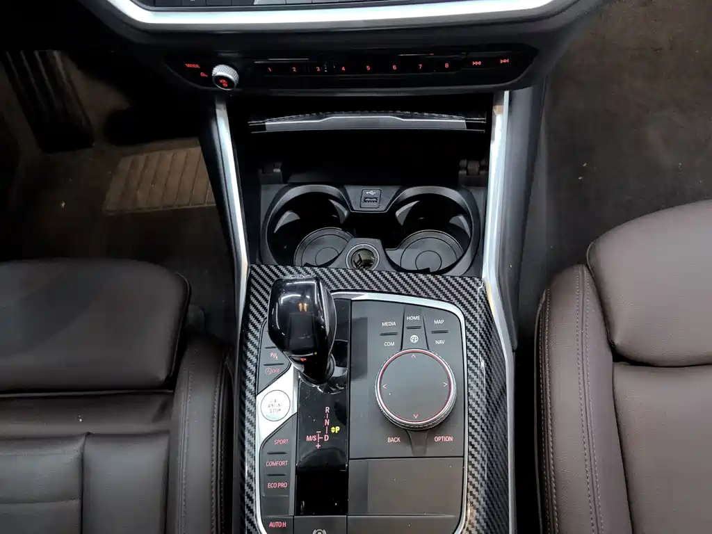 BMW 3 Series 2020 — фото 13