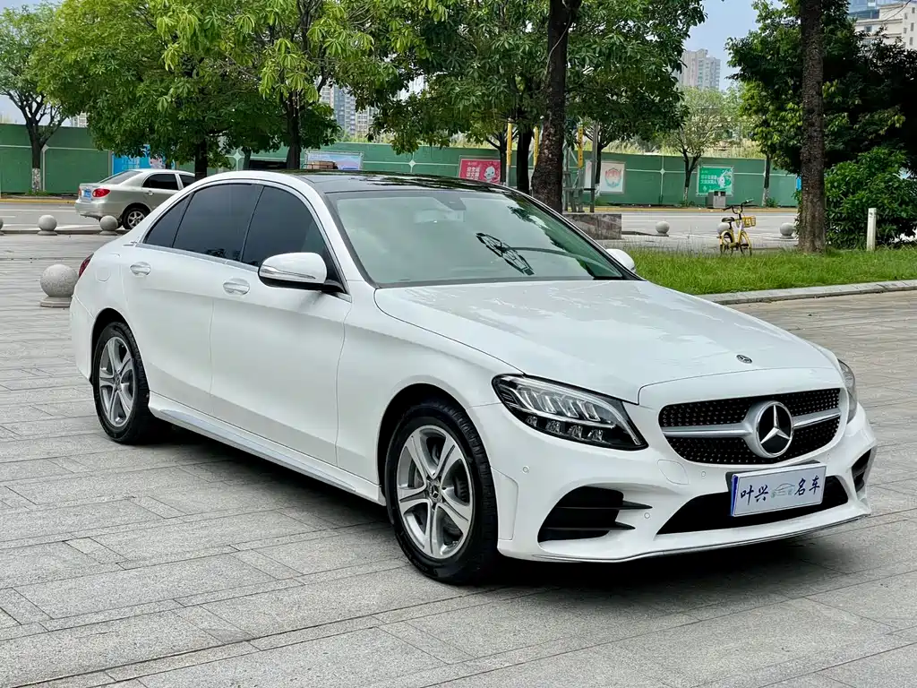 Mercedes-Benz C-Class 2020