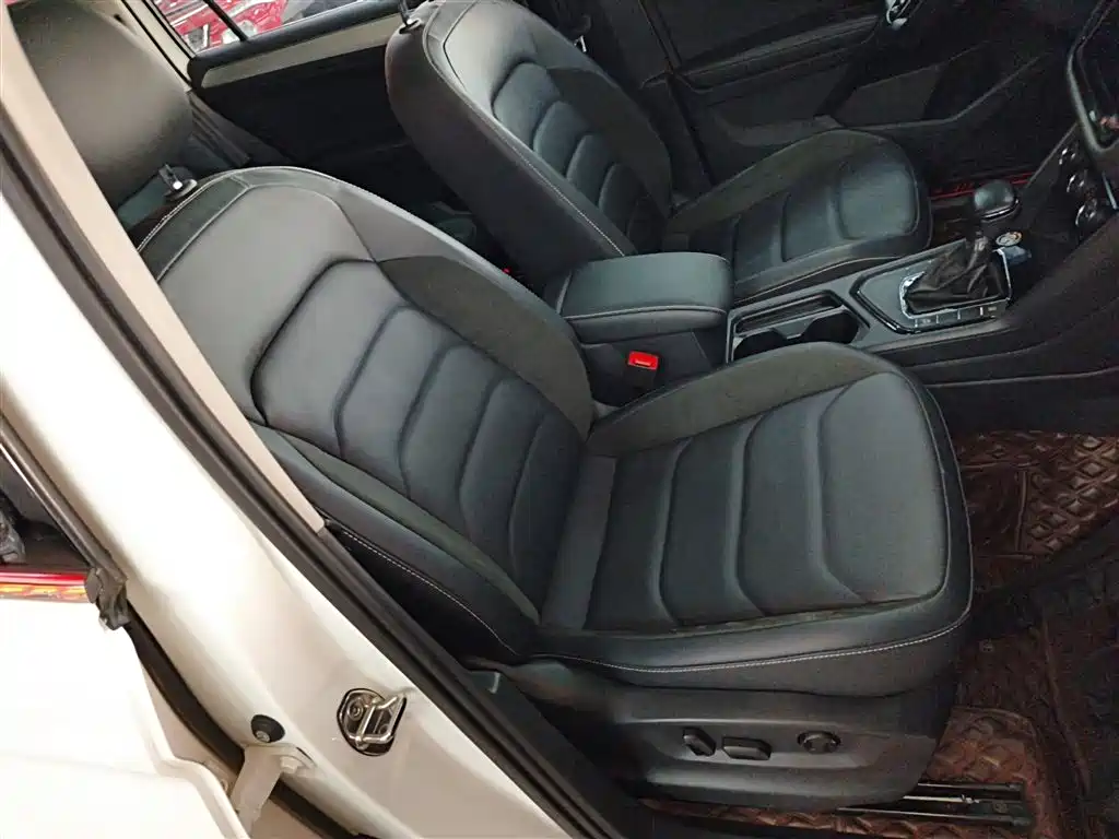 Volkswagen Tiguan L 2019 — фото 20