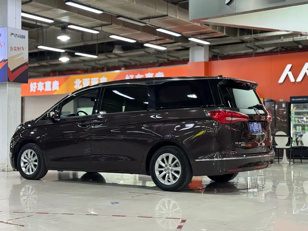 Buick GL8 2019