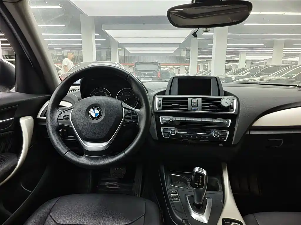 BMW 1 Series 2015 — фото 7