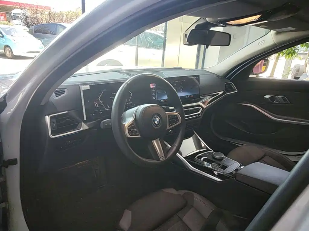 BMW i3 2023 — фото 10