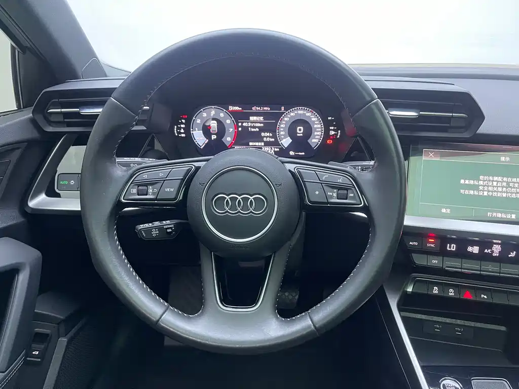 Audi A3 2022 — фото 12