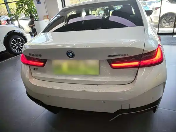 BMW i3 2023
