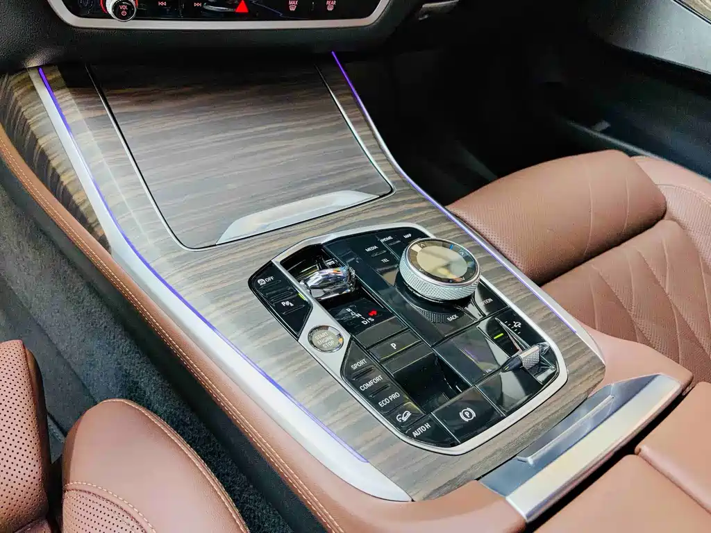BMW X7 2022 — фото 14