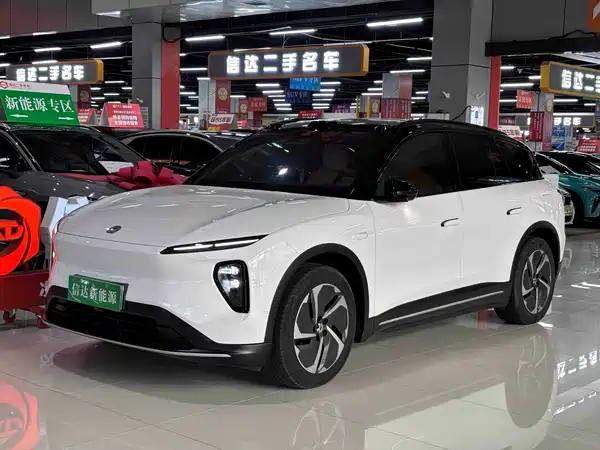 NIO ES6 2025