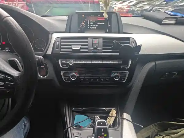 BMW 3 Series 2017