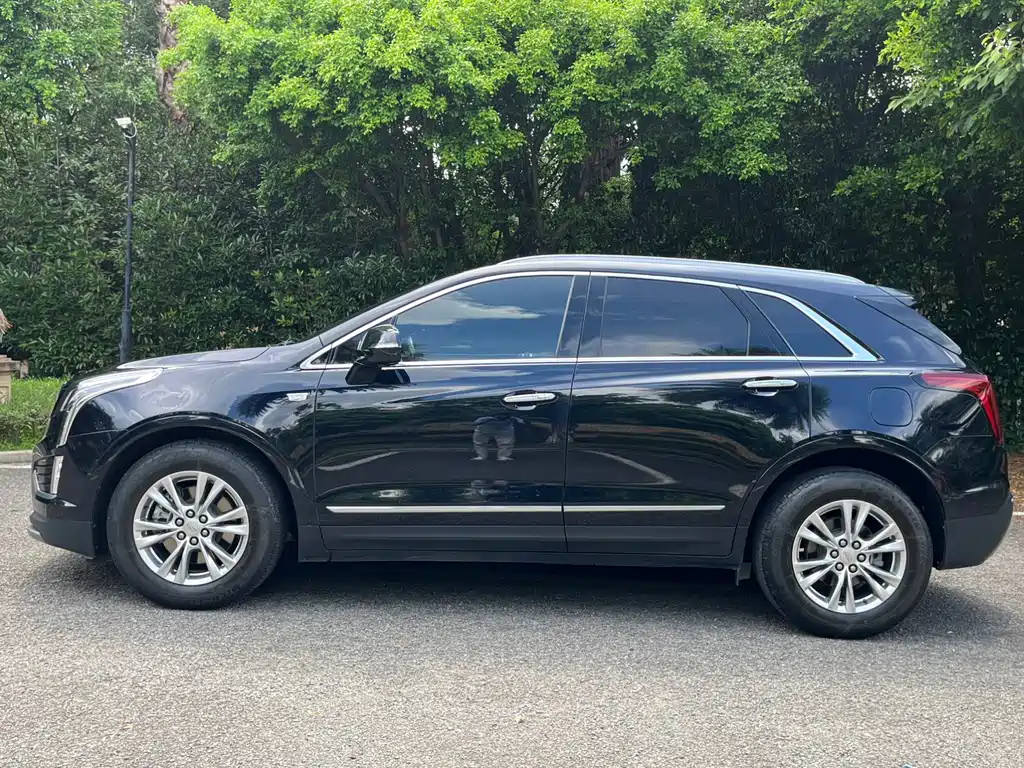 Cadillac XT5 2022 — фото 11