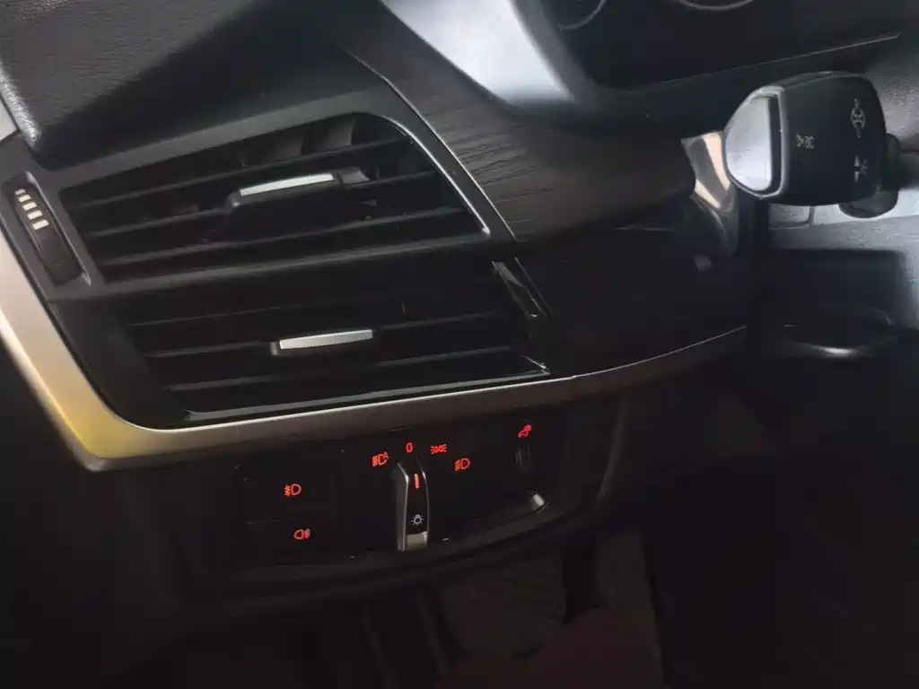 BMW X5 2017 — фото 14