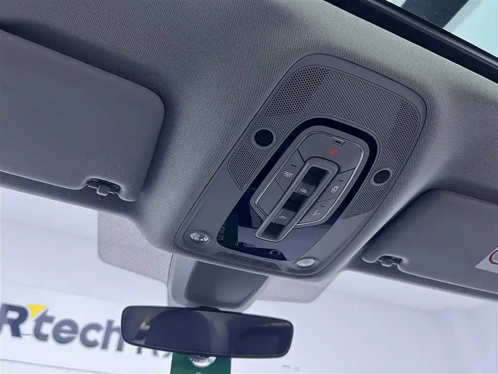 Audi Q5L 2022 — фото 21