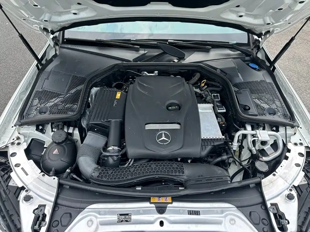 Mercedes-Benz C-Class 2018 — фото 18