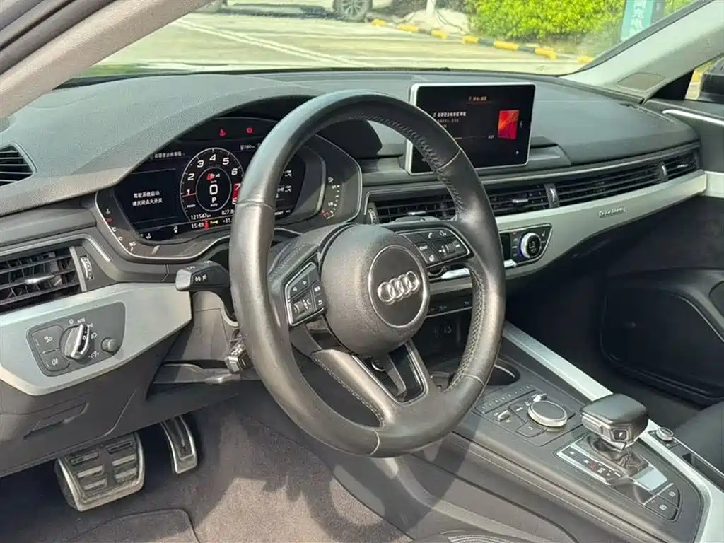 Audi A4L 2016 — фото 4