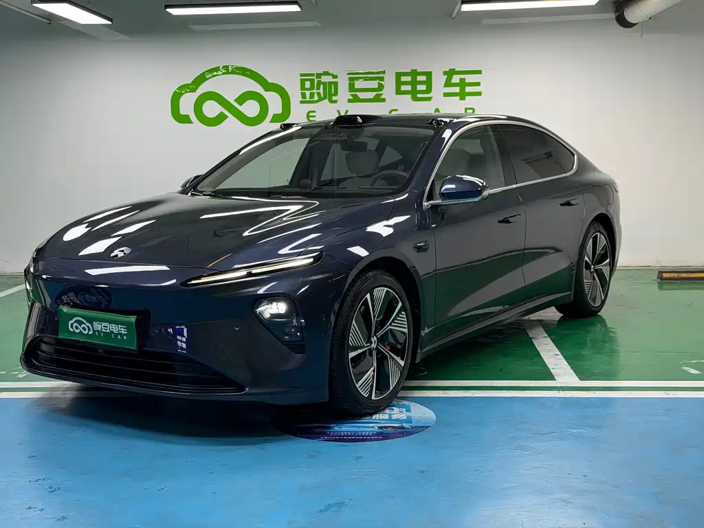 NIO ET7 2022