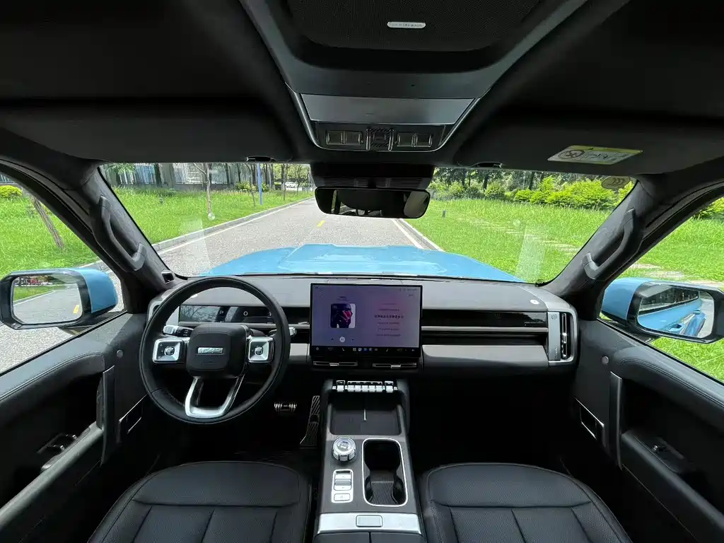 iCAR V27 2026
