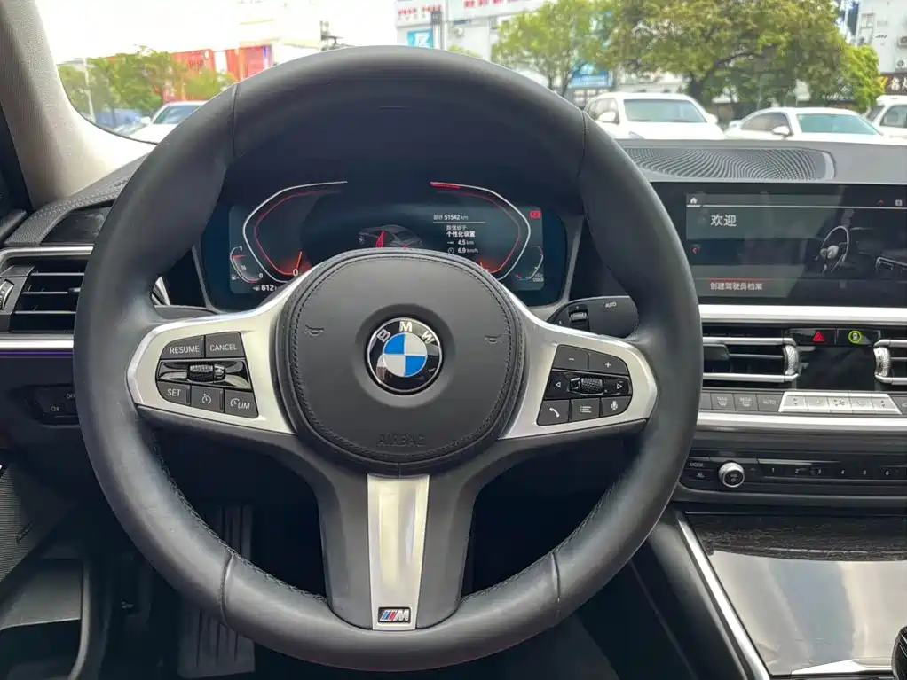 BMW 3 Series 2020 — фото 19