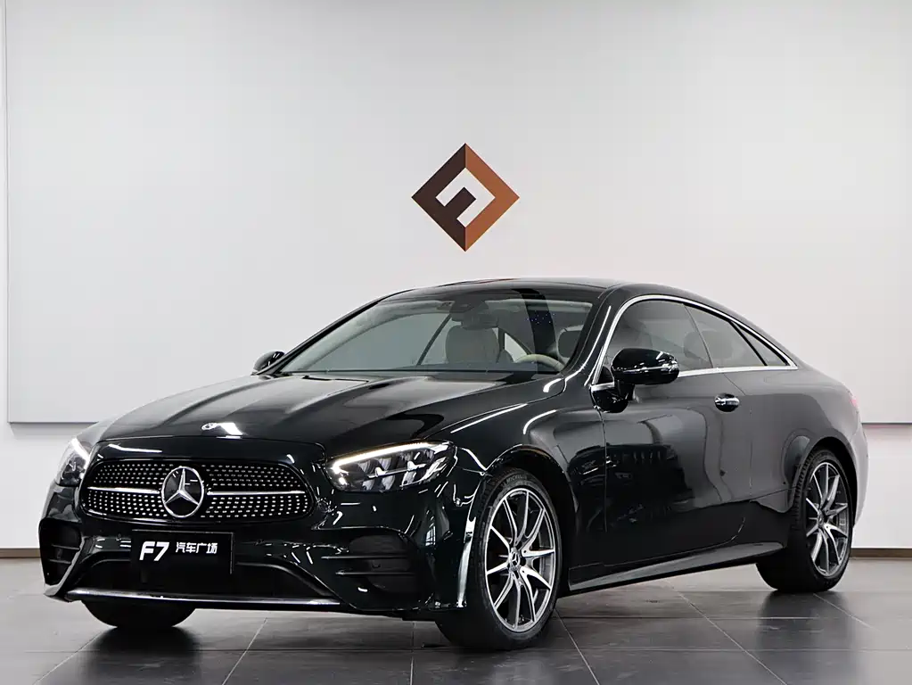 Mercedes-Benz E-Class 2023 — фото 1