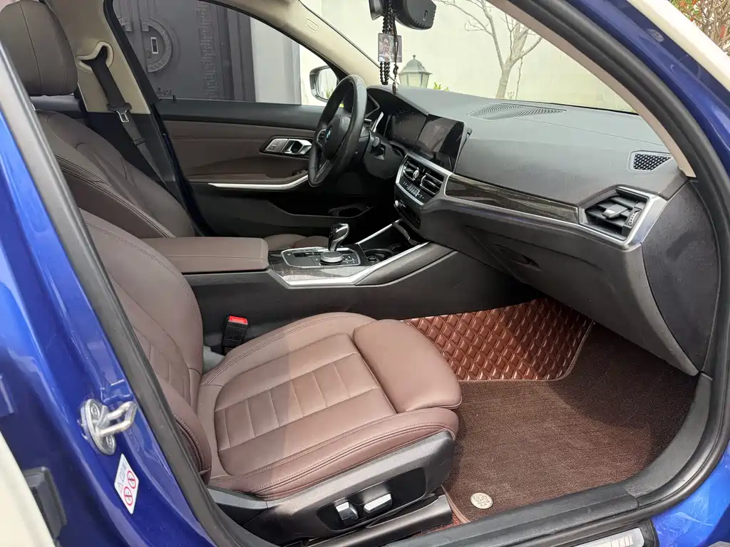 BMW 3 Series 2020 — фото 12