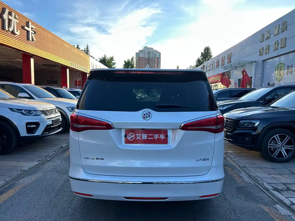 Buick GL8 2017