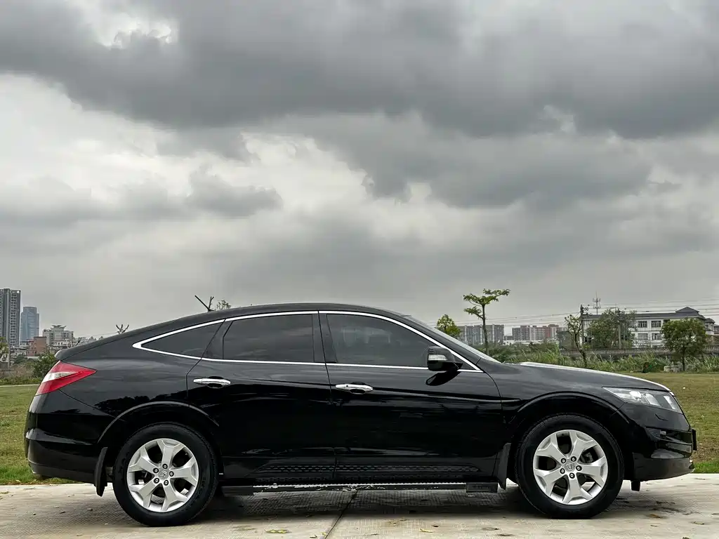 Honda Crosstour 2012 — фото 4