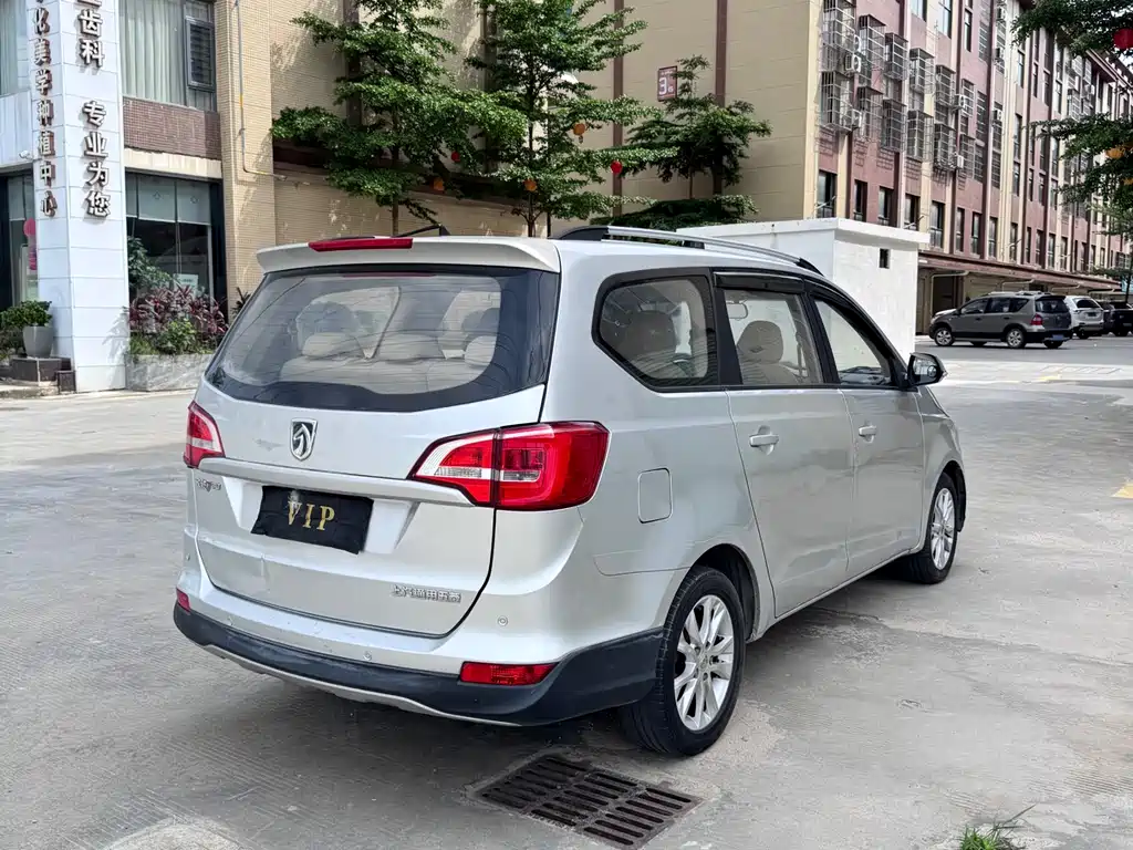 Baojun 730 2016