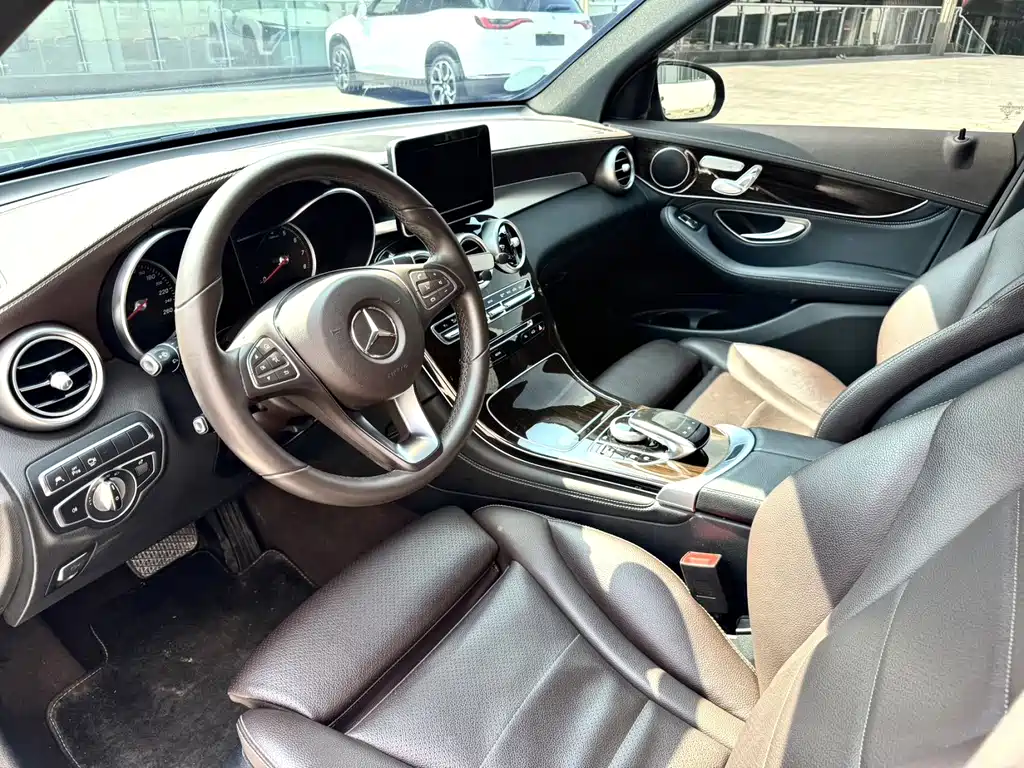 Mercedes-Benz GLC 2017