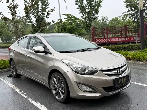Hyundai Elantra Langdong 2015