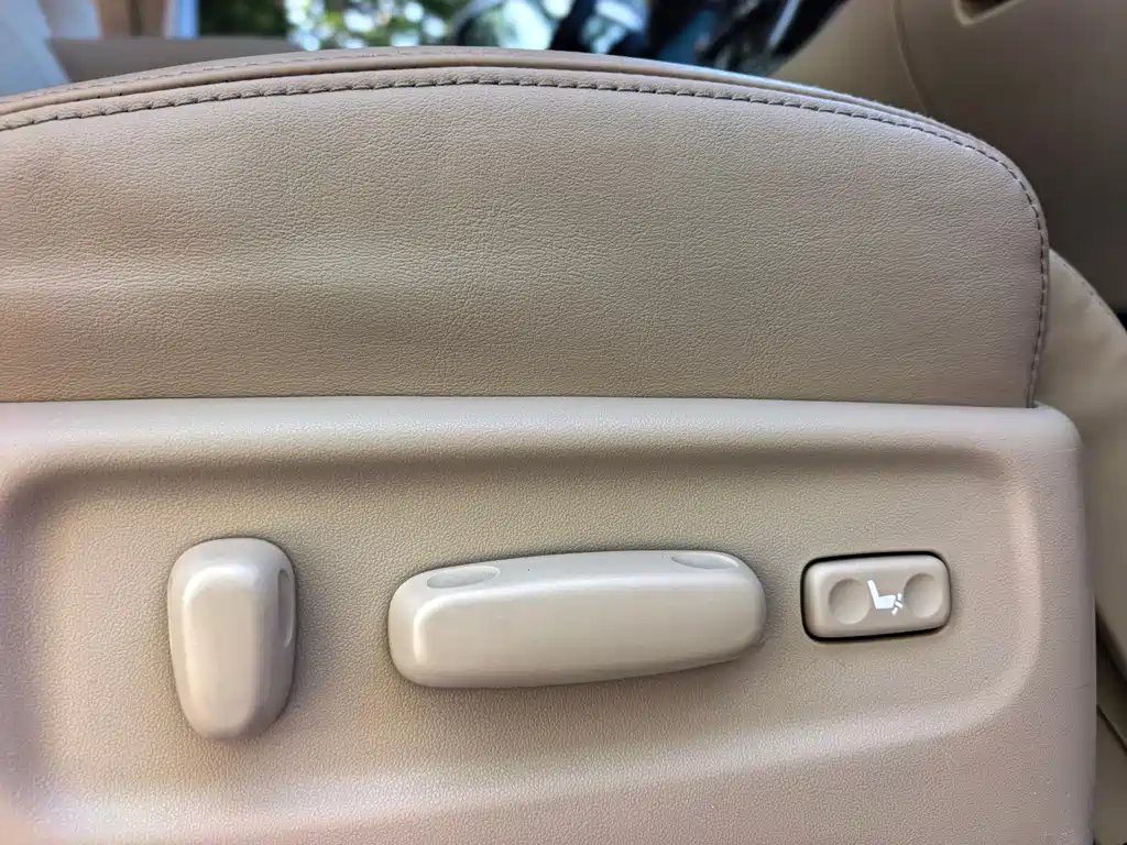 Toyota Alphard 2016 — фото 13