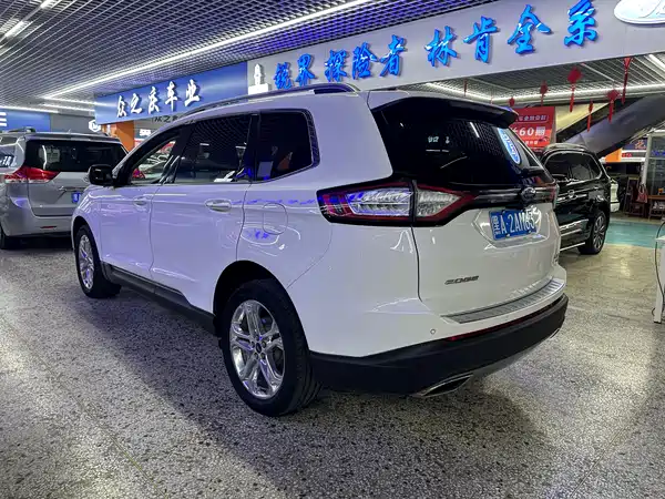 Ford Edge 2016