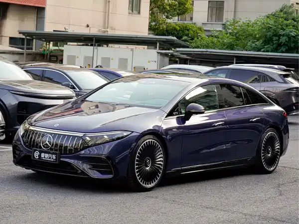 Mercedes-Benz EQS AMG 2025