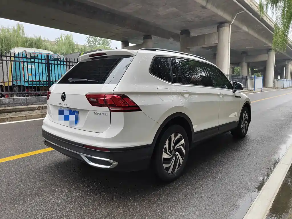 Volkswagen Tiguan L 2022 — фото 6